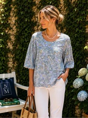 KIM & CAMI LOS ANGELES Pointelle Floral Puff Sleeve Blue Summer Blouse, M